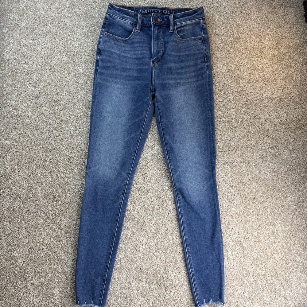 American Eagle Outfitters Hi-Rise Jegging Jeans Womens 2 Med Wash Frayed Denim